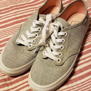 Ultra cush Vans sneakers. Size 7.5
